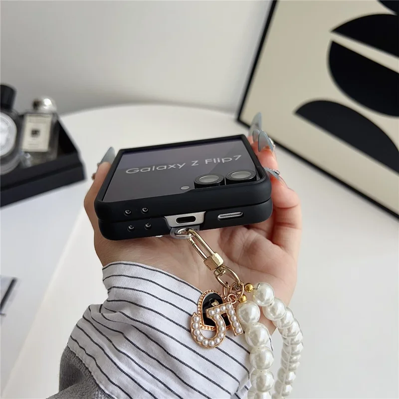 For Samsung Galaxy Z Flip7 5G Case Lucky Horse Decor Leather + PC Phone Cover with Pearl Chain Strap - Litchi