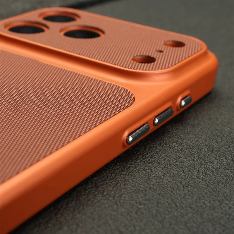 For iPhone 17 Pro Magnetic Case Fabric Texture PC Anti-Scratch Phone Cover Compatible with MagSafe - Ochre Brown
