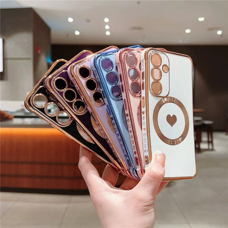 Funda magnética para Samsung Galaxy S26 / S26 Pro, carcasa suave de TPU con baño metálico y bonito corazón - Negro