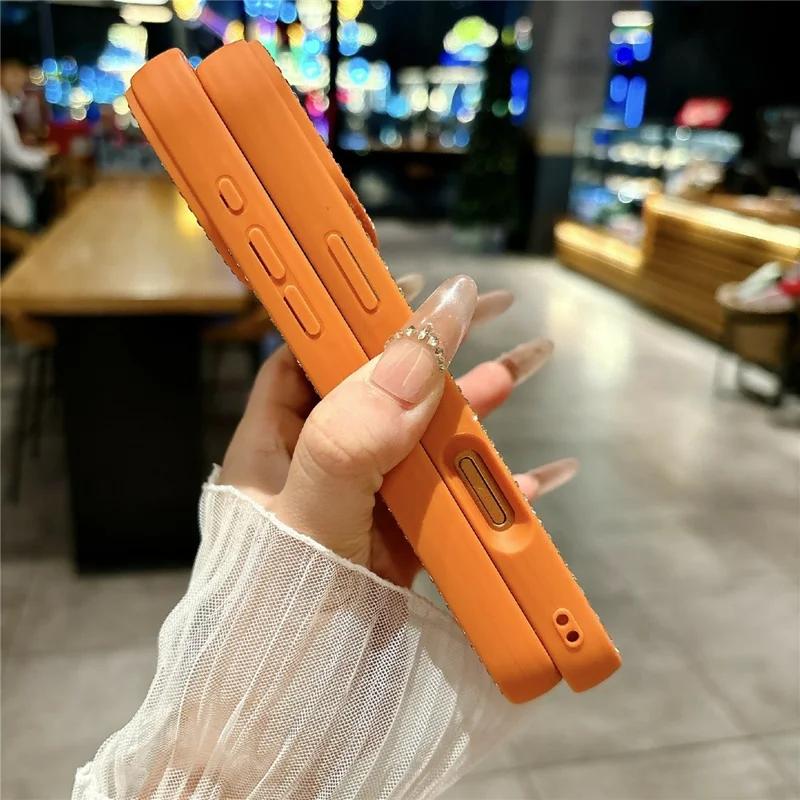 Coque pour iPhone 17 Pro Max, coque de téléphone transparente en TPU acrylique antidéflagrante avec décoration à paillettes dégradées et strass - Orange