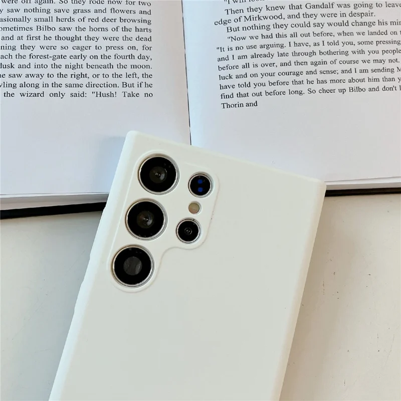 For Samsung Galaxy S26 Ultra Cell Phone Case Liquid Silicone Dropproof Cover - White