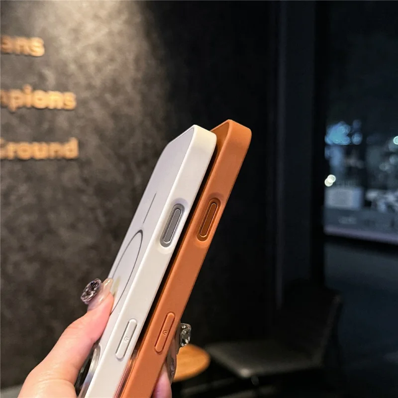 For iPhone 17 Pro Magnetic Case Skin Touch TPU + PC Protective Phone Back Cover Compatible with MagSafe - White