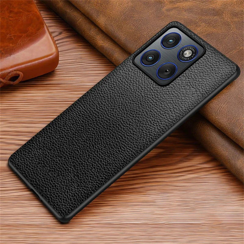 Motorola Edge 70 5G hoesje met lijsterbesstructuur, PU-leer met PC + TPU-beschermend achterklepje - Zwart