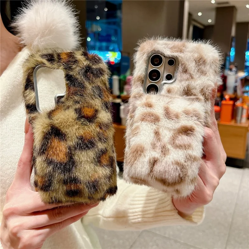 For Samsung Galaxy S26 Ultra Case Winter Warm Fluffy Leopard TPU Phone  Cover with Hand Strap - White