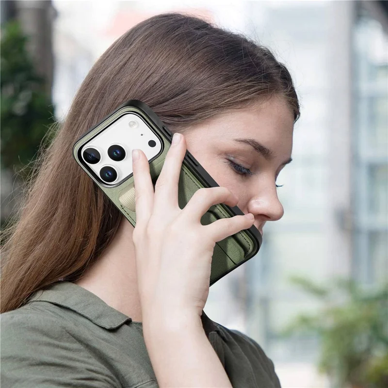 Til iPhone 17 Pro Max hylse med stoftekstur, TPU, PU-læder og PC bagside med kortlomme og kickstand - Grøn