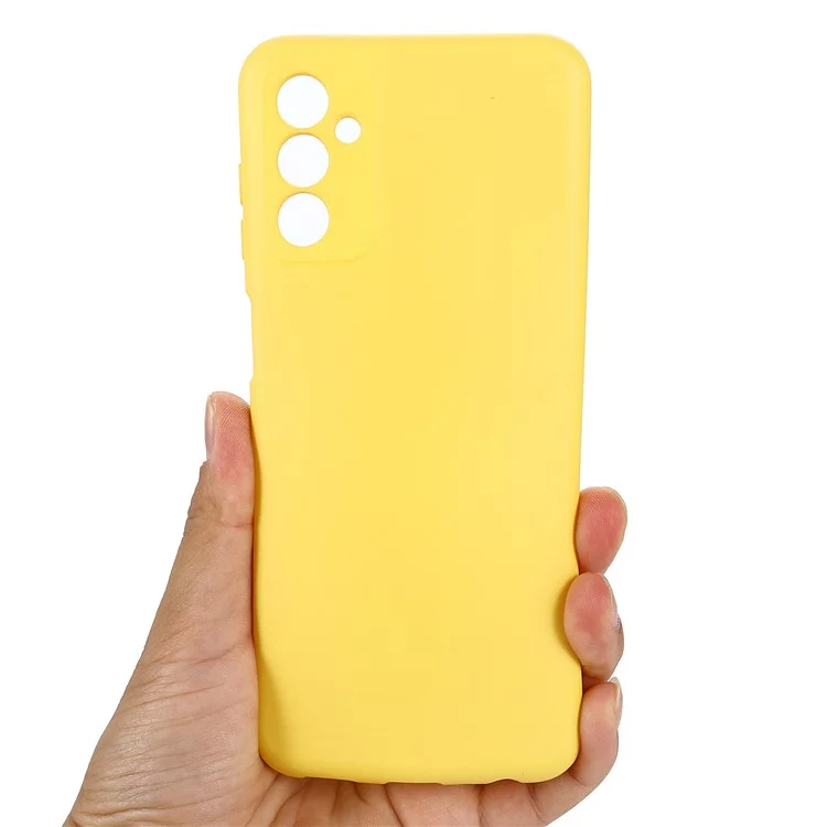 Custodia Sottile a Prova di Shock Per Samsung Galaxy F13 4G Copertura di Protezione Antidrop di Copertura Per Telefono in Silicone Liquido Con Cinturino - Giallo