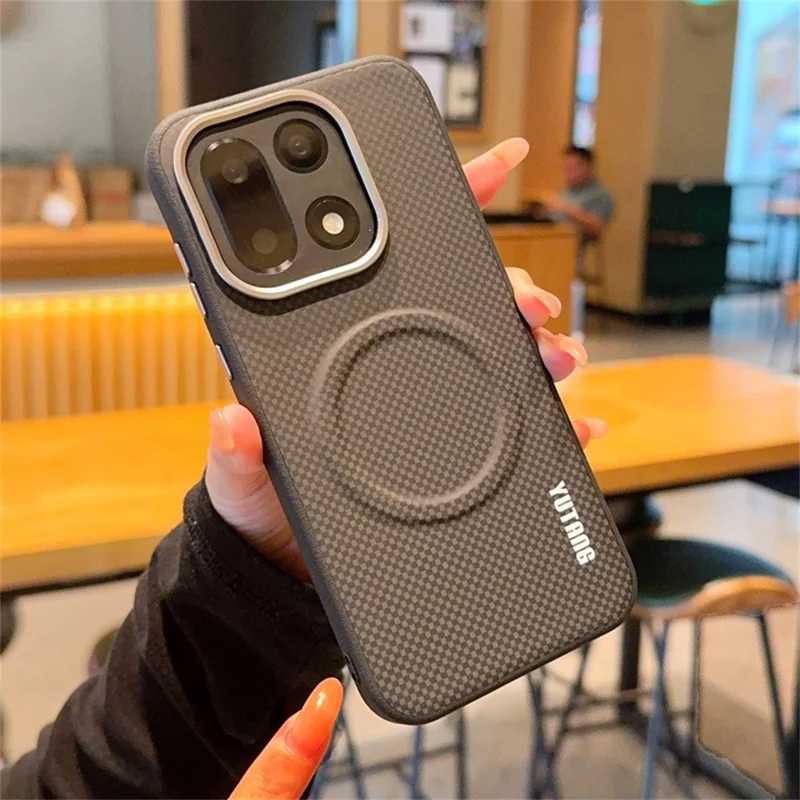 YUTANG for OnePlus 15 5G Magnetic Case Dot Pattern PC+TPU Shockproof Phone Cover - Black