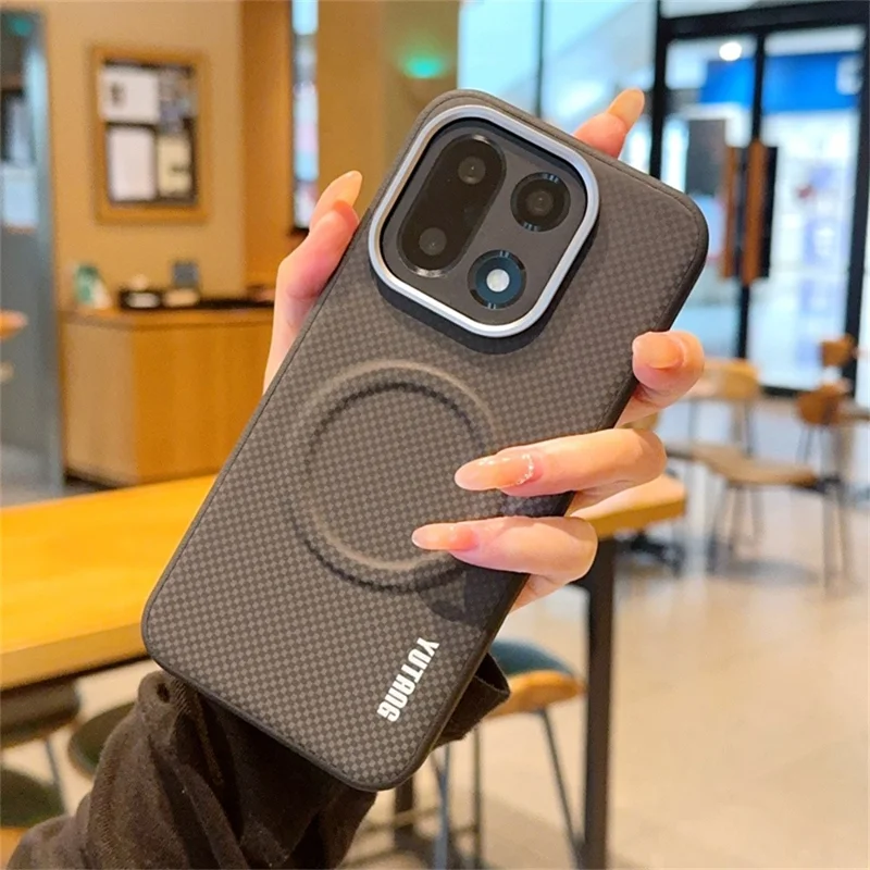 YUTANG for OnePlus 15 5G Magnetic Case Dot Pattern PC+TPU Shockproof Phone Cover - Black