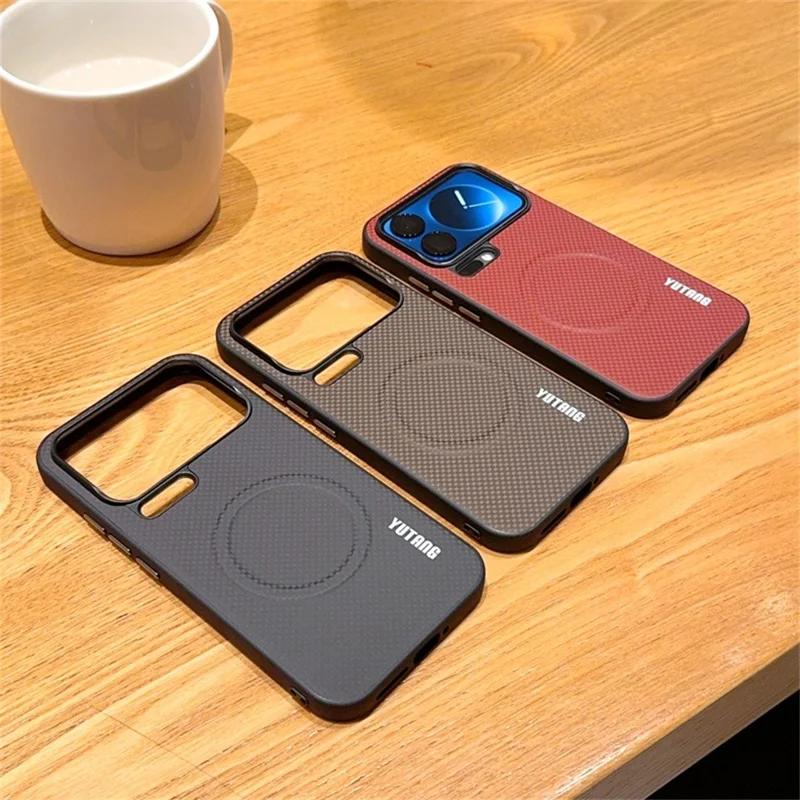 YUTANG per Xiaomi 17 Pro Custodia Magnetica con Motivo a Puntini Cover Antiurto in PC+TPU - Nero