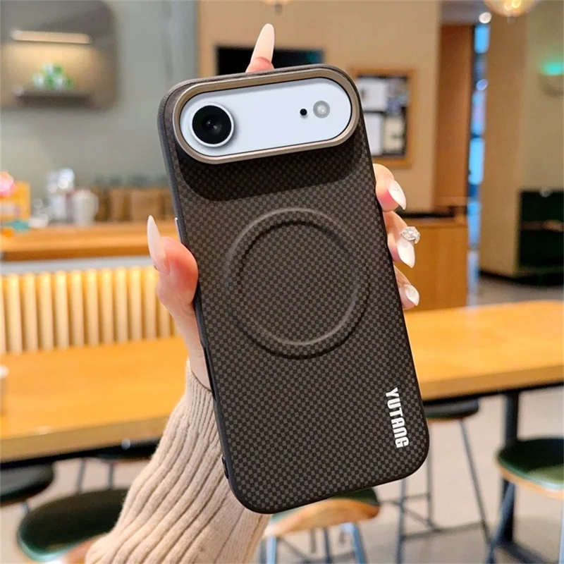 YUTANG for iPhone Air Magnetic Case Dot Pattern PC+TPU Shockproof Phone Cover - Black