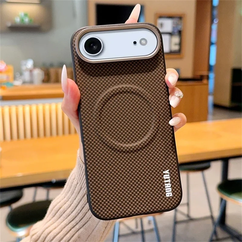 YUTANG pour iPhone Air Étui Magnétique Motif à Points Coque Antichoc en PC+TPU - Café