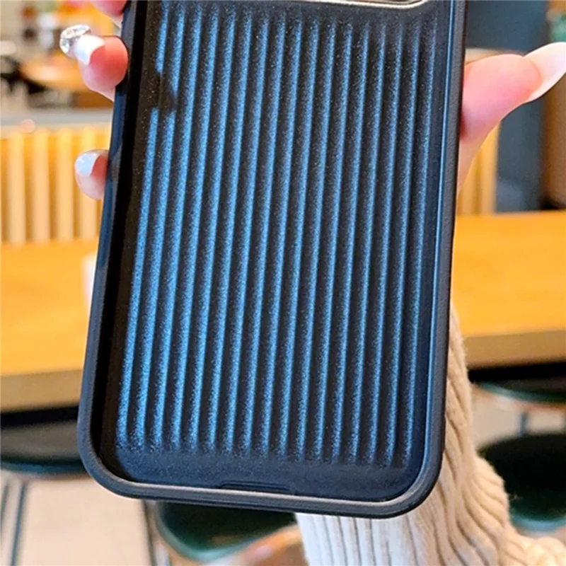 YUTANG per iPhone 16 Pro Max Custodia Magnetica con Motivo a Puntini Cover Antiurto in PC+TPU - Nero