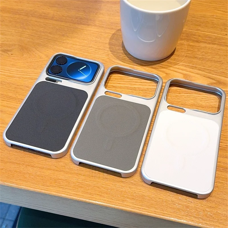 For Xiaomi 17 Pro Magnetic Case Diamond Texture Leather Coated PC Anti-drop Phone Cover - Black