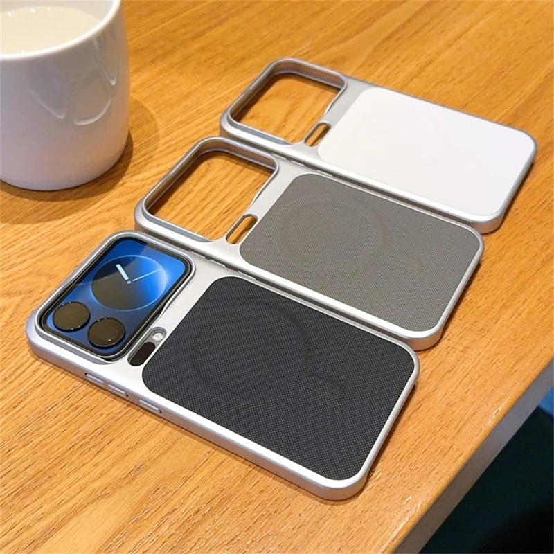 For Xiaomi 17 Pro Magnetic Case Diamond Texture Leather Coated PC Anti-drop Phone Cover - Black