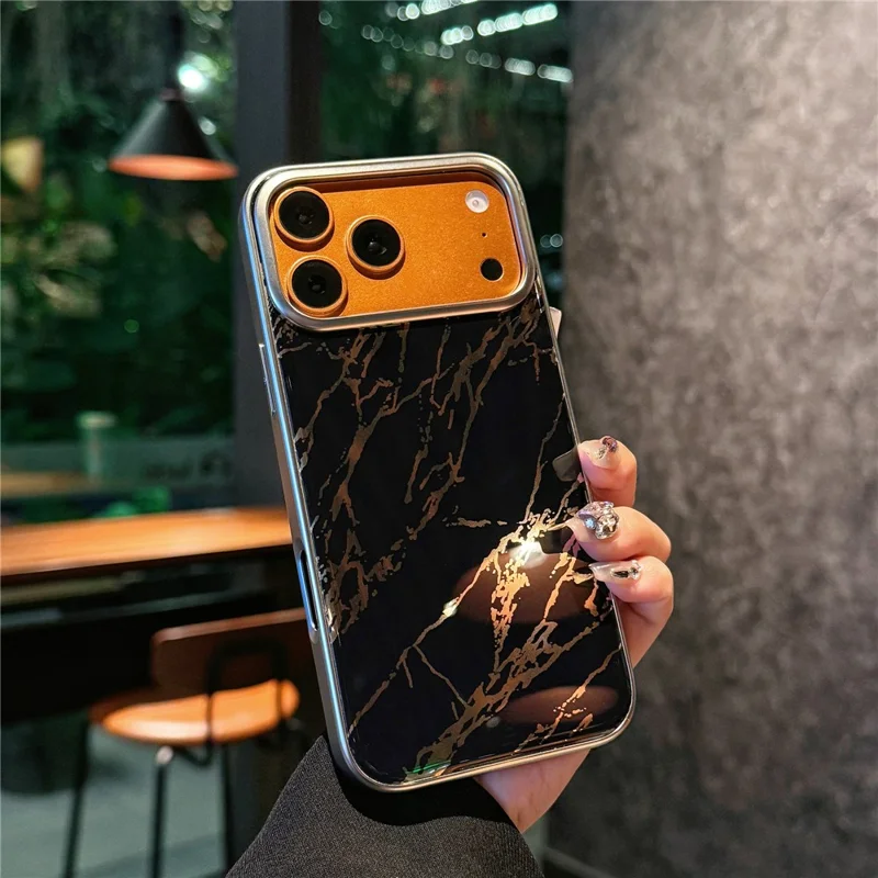 For iPhone 17 Pro Magnetic Case Marble Pattern Shockproof TPU + PC Phone Cover Compatible with Magsafe - Black