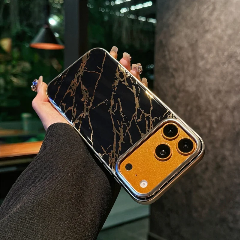 For iPhone 17 Pro Magnetic Case Marble Pattern Shockproof TPU + PC Phone Cover Compatible with Magsafe - Black
