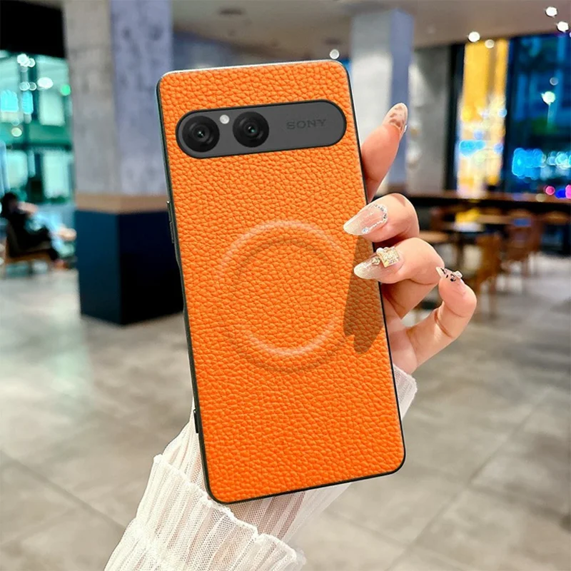 Coque magnétique pour Sony Xperia 10 VII, revêtement en cuir PU texture lychee, protection en PC + TPU, couleur orange