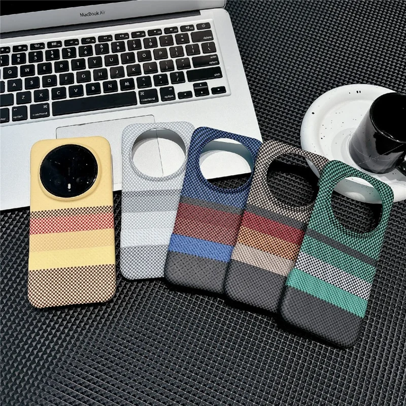 Obudowa magnetyczna do Honor Magic8 Pro 5G z motywem tkaniny w paski, pokryta miękką powłoką PC - żółte paski