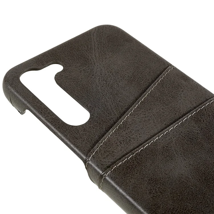 Para Samsung Galaxy S23 Scratch Proof Phone Case PU Leather Coated PC Back Cover with Two Card Slots - Cinza