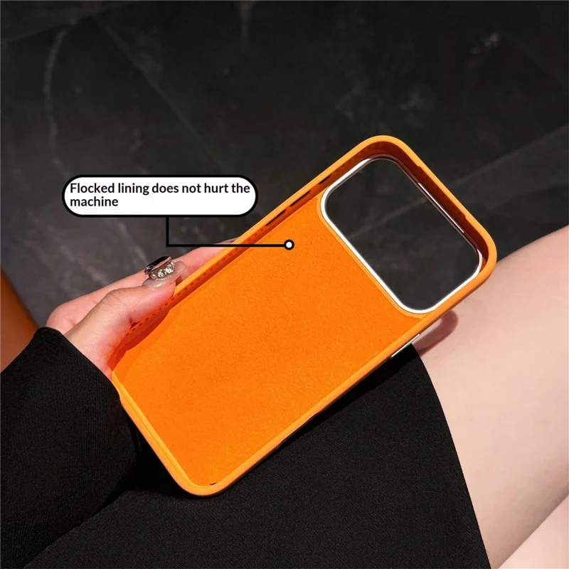 Coque pour iPhone 17 Pro compatible MagSafe avec motif soleil, strass, cadre métallique, en silicone liquide - Beige