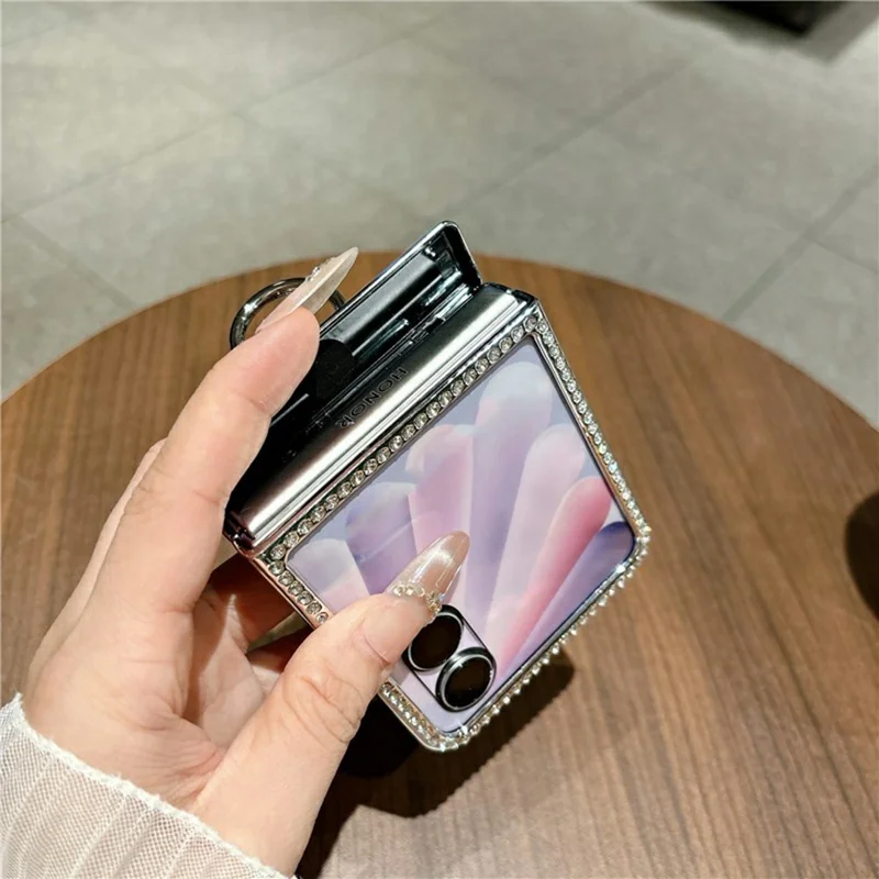 Cover per Honor Magic V Flip 2 con Texture a Scaglie di Pesce, Supporto ad Anello, Custodia in PC con Decorazione di Diamanti - Rosa