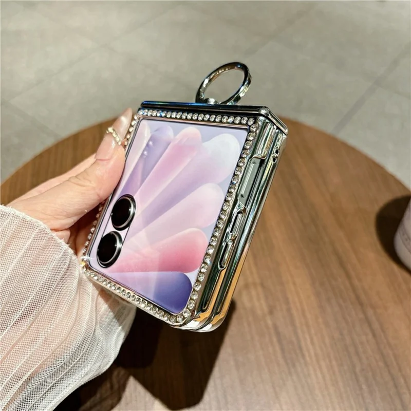 Cover per Honor Magic V Flip 2 con Texture a Scaglie di Pesce, Supporto ad Anello, Custodia in PC con Decorazione di Diamanti - Rosa