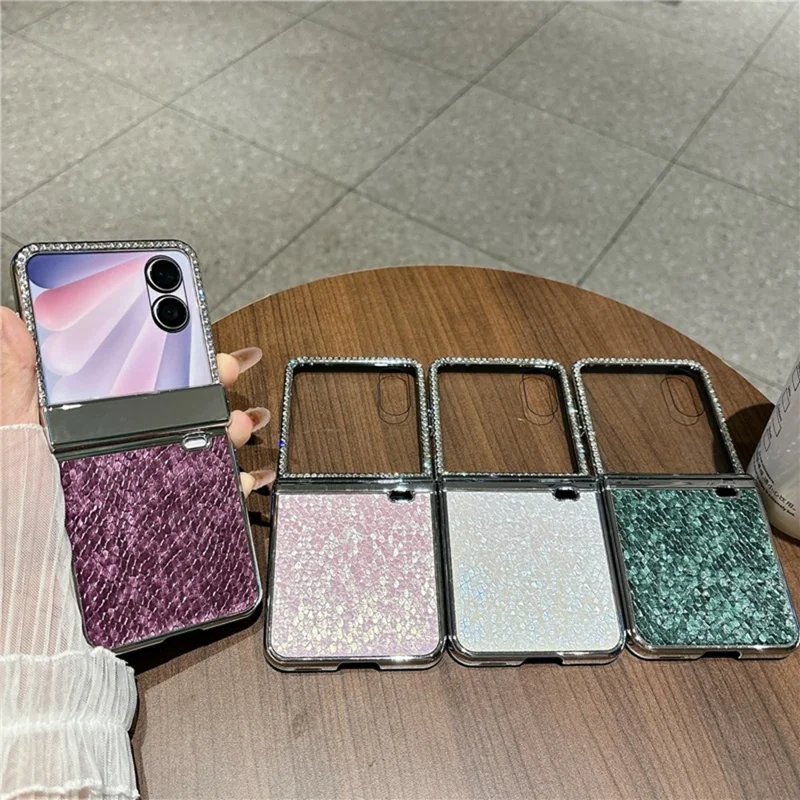 Cover per Honor Magic V Flip 2 con Strass e Motivo a Pelle di Serpente, Custodia a Libro Resistente in PC - Viola