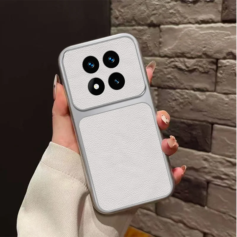 غطاء لهاتف شاومي ريدمي نوت 15 برو 5G (عالمي) من مادة البولي يوريثان المقاومة للصدمات بتصميم جلد صناعي - أبيض
