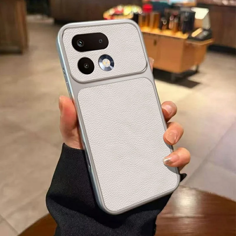 Til Realme 16 Pro+ 5G hylster med PU-læderstruktur, stødfast TPU-beskyttelseshylster - Hvid