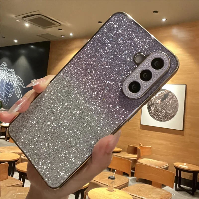 Чехол для Samsung Galaxy S26+ с градиентным блеском, TPU+PC, с декором из страз вокруг камеры - Градиентный фиолетовый