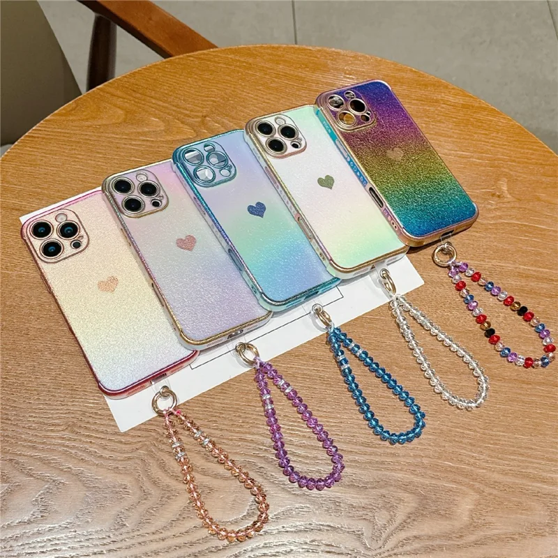 For iPhone 16 Pro Max Hoesje met Hartpatroon Iridescent Gradiënt TPU Telefoonhoesje met Kralenriem - Kleurrijk Roze