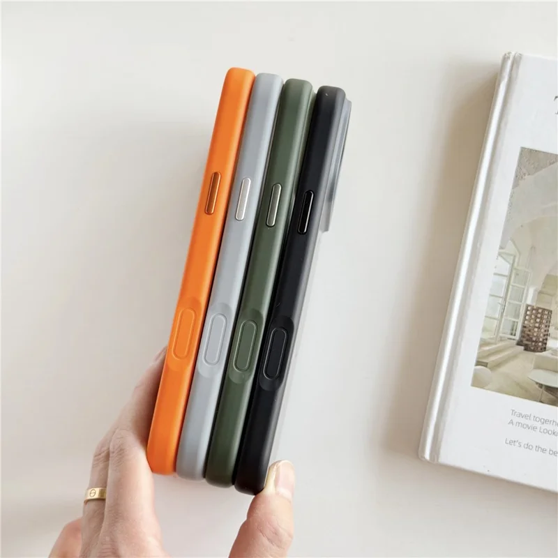 För iPhone 17 Pro Magnetisk Skal Skinnkänsla PC TPU 2 i 1 Chockabsorberande Telefonhölje - Orange