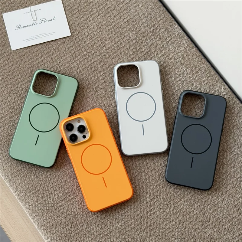 Voor iPhone 16 Pro Magnetische Hoesje met Huidgevoel PC TPU 2 in 1 Schokbestendige Telefoonhoes - Oranje