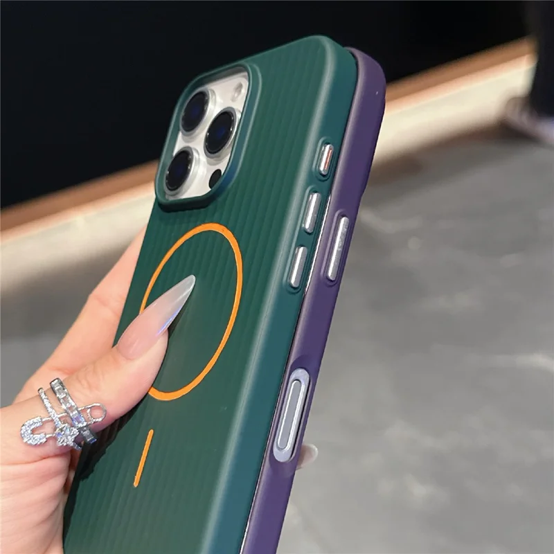 For iPhone 16 Pro Magnetic Case Corrugated Texture Hard PC Phone Protective Cover - Dark Green