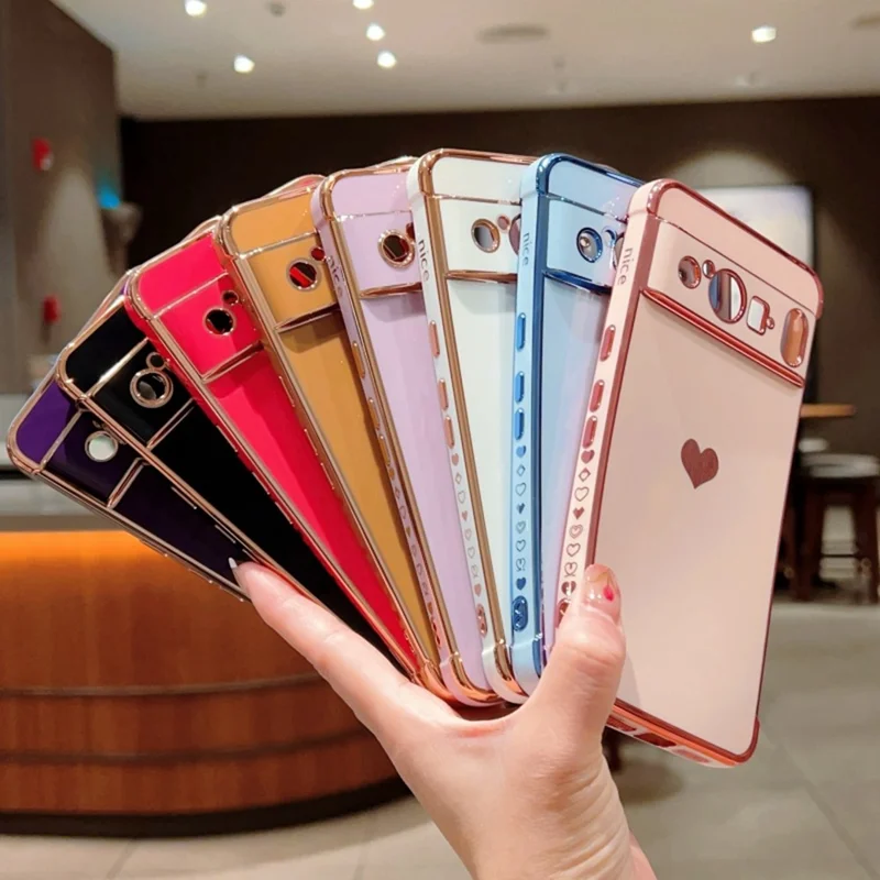 For Google Pixel 8 Pro Case TPU Phone Back Cover Electroplating Heart Pattern - Ivory White