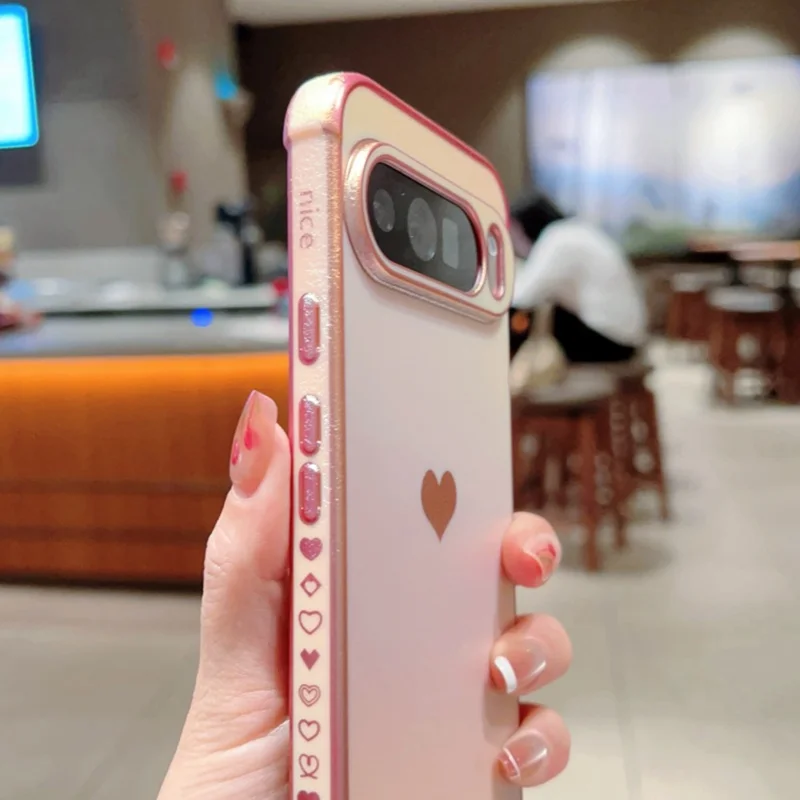 For Google Pixel 9 Pro XL Case Dazzling Design Electroplating Heart Pattern TPU Phone Cover - Pink