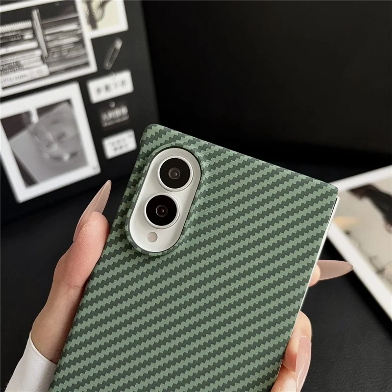 Cover magnetico per Samsung Galaxy Z Fold8 con texture in fibra di carbonio, custodia in policarbonato con protezione per schermo - Blu