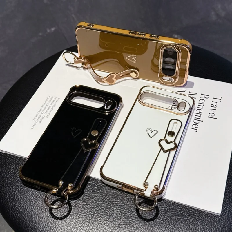 For Google Pixel 10 Pro XL Case Electroplated Heart Pattern TPU Phone Back Cover with Wristband Kickstand - Ivory White
