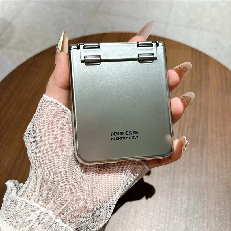 Electroplating Case for Motorola Razr 70 / Razr 60 / Razr 50 5G Hard PC Protective Phone Cover with Screen Protector - Silver