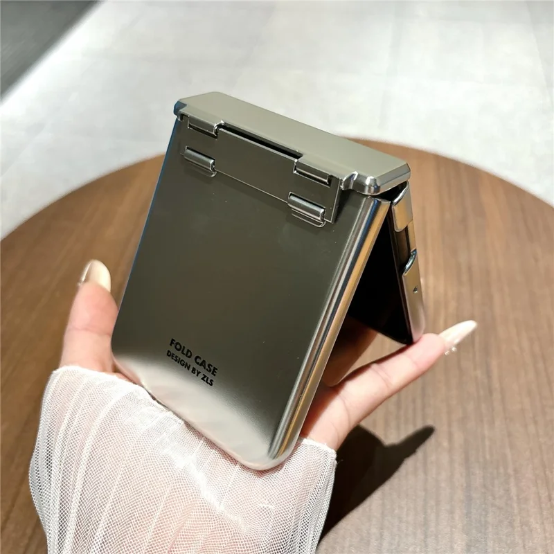 Electroplating Case for Motorola Razr 70 / Razr 60 / Razr 50 5G Hard PC Protective Phone Cover with Screen Protector - Silver