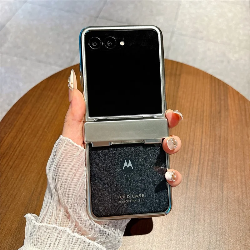 For Motorola Razr 70 Ultra / Razr 60 Ultra 5G Case Electroplating PC Folding Phone Cover with Screen Protector - Silver
