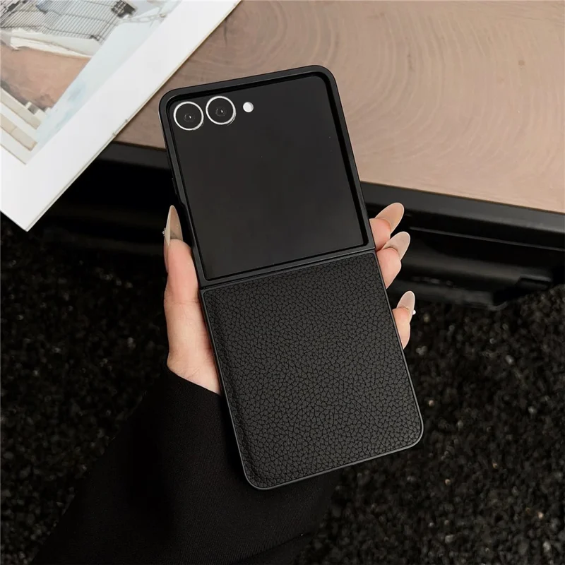Für Samsung Galaxy Z Flip8 Hülle Litschi-Textur PU-Leder + PC Faltbares Handycover - Schwarz