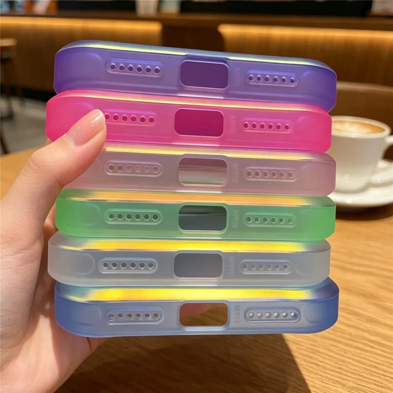 Til iPhone 18 Pro Max / 17 Pro Max Hylster med roterende magnetisk holder og støtte i iriscerende PC + TPU IMD - Hvid