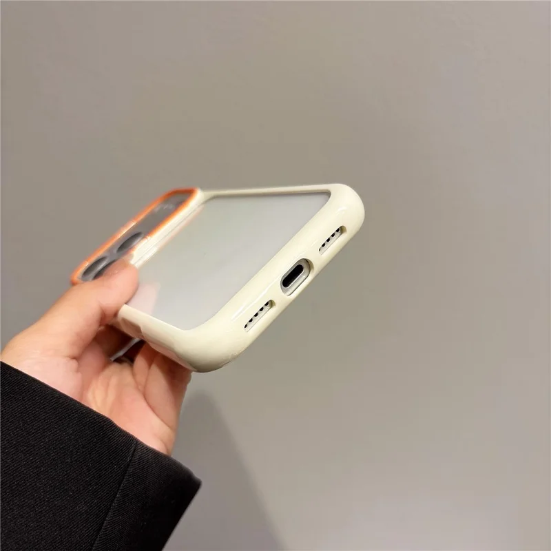 For iPhone 18 Pro Max / 17 Pro Max Case Transparent Bag Shockproof TPU Præcise Udsparinger Telefondæksel - Hvid