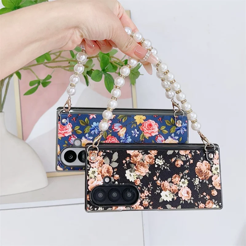 For Samsung Galaxy Z Fold8 Ultra Case Floral Pattern Fabric Texture Dual Hinge Protection Phone Cover with Pearl Hand Strap - Blue