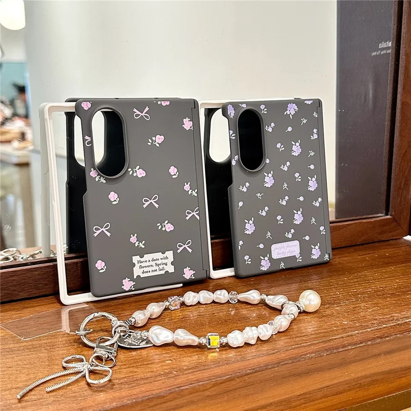 For Samsung Galaxy Z Fold8 Case Floral Pattern Hard PC Foldable Phone Cover with Pearl Wrist Strap - Pink Flower