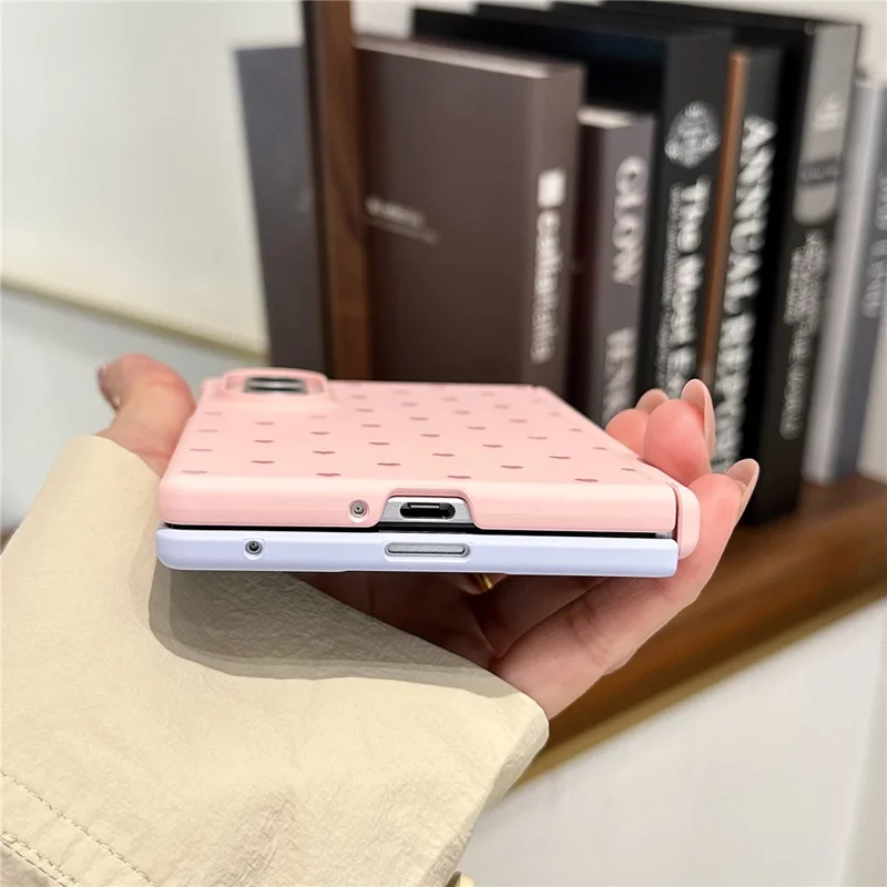 For Samsung Galaxy Z Fold8 Case Cute Pattern Hinge Protection PC Phone Cover with Pearl Lanyard - Pink / Heart