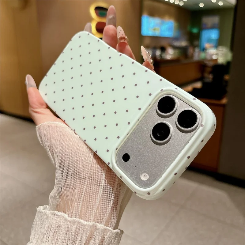 For iPhone 18 Pro / 17 Pro Case IMD Polka Dot TPU Anti Drop Phone Cover - Green