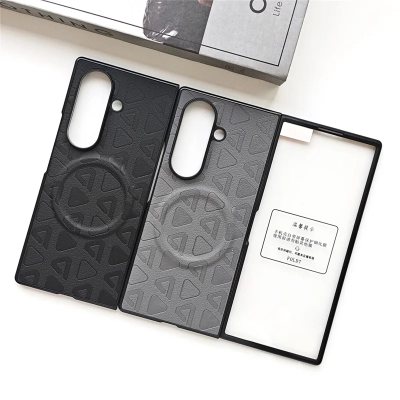 For Samsung Galaxy Z Fold8 Ultra Magnetic Case med præget trekantmønster i PU-læder + PC-foldetelefonbeskytning - Sort