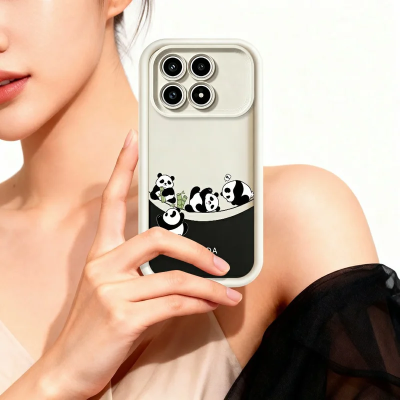 Voor Xiaomi Poco F8 Pro 5G Hoesje Vier Tekentjespanda's Patroon Zachte TPU Beschermhoes - Wit